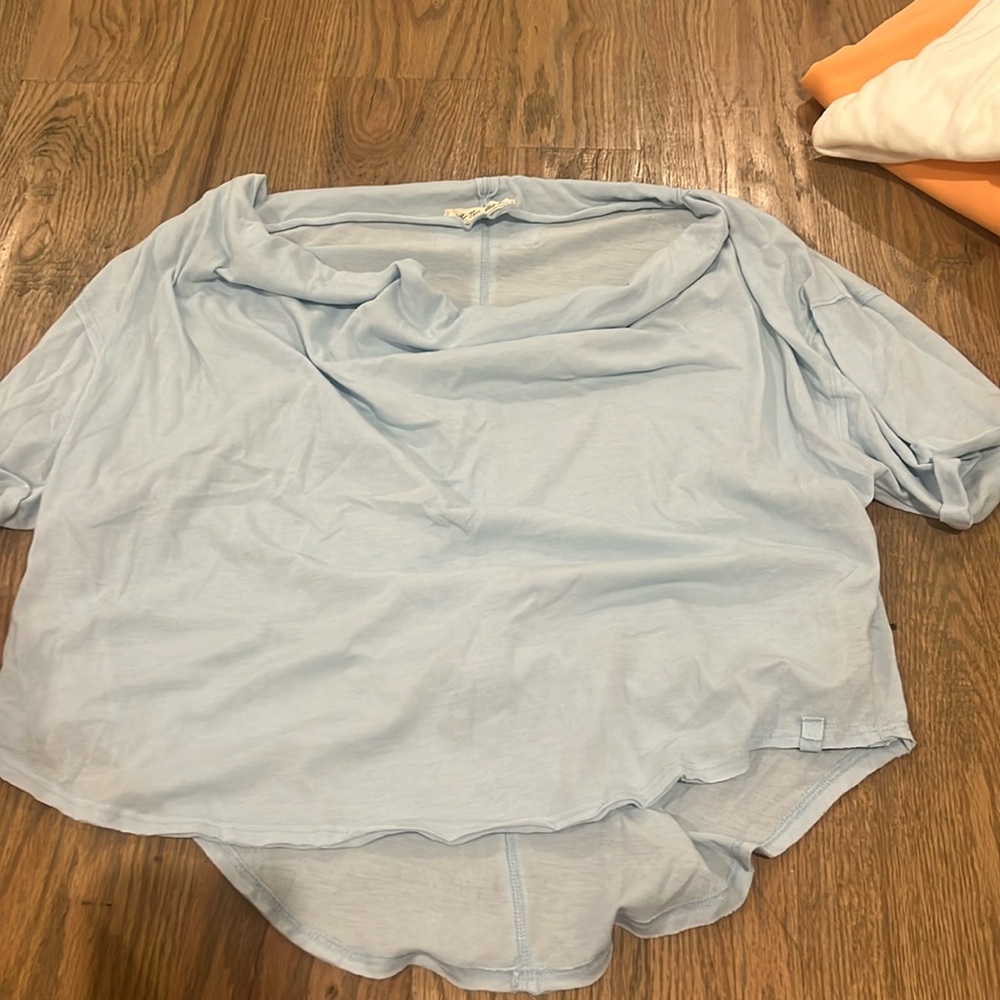 Free People off the shoulder blue top size small (can be worn off both shoulders